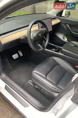 Внедорожник / Кроссовер Tesla Model Y 2020 в 