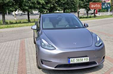 Внедорожник / Кроссовер Tesla Model Y 2024 в 