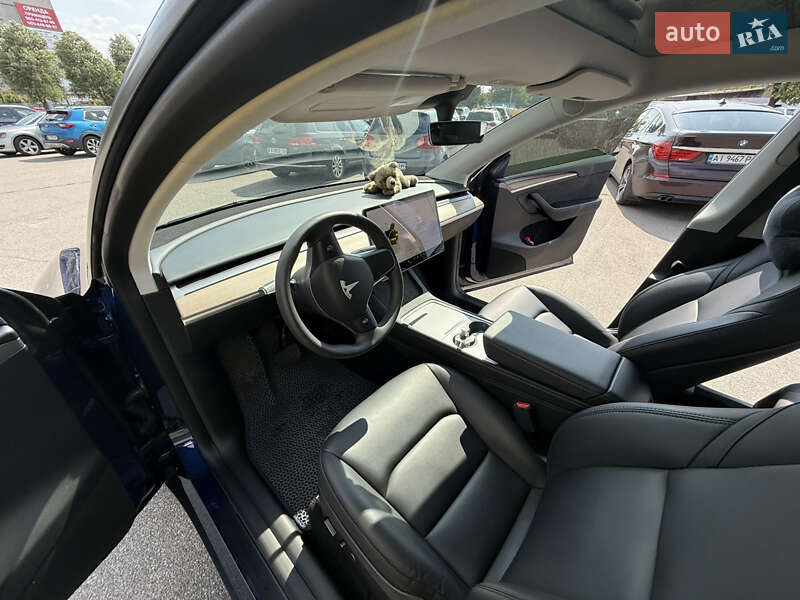 Внедорожник / Кроссовер Tesla Model Y 2023 в Киеве