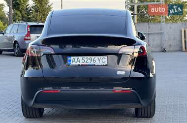 Внедорожник / Кроссовер Tesla Model Y 2024 в 