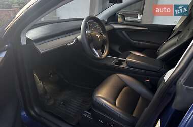 Внедорожник / Кроссовер Tesla Model Y 2023 в 