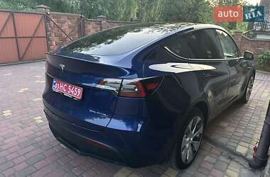 Внедорожник / Кроссовер Tesla Model Y 2023 в 