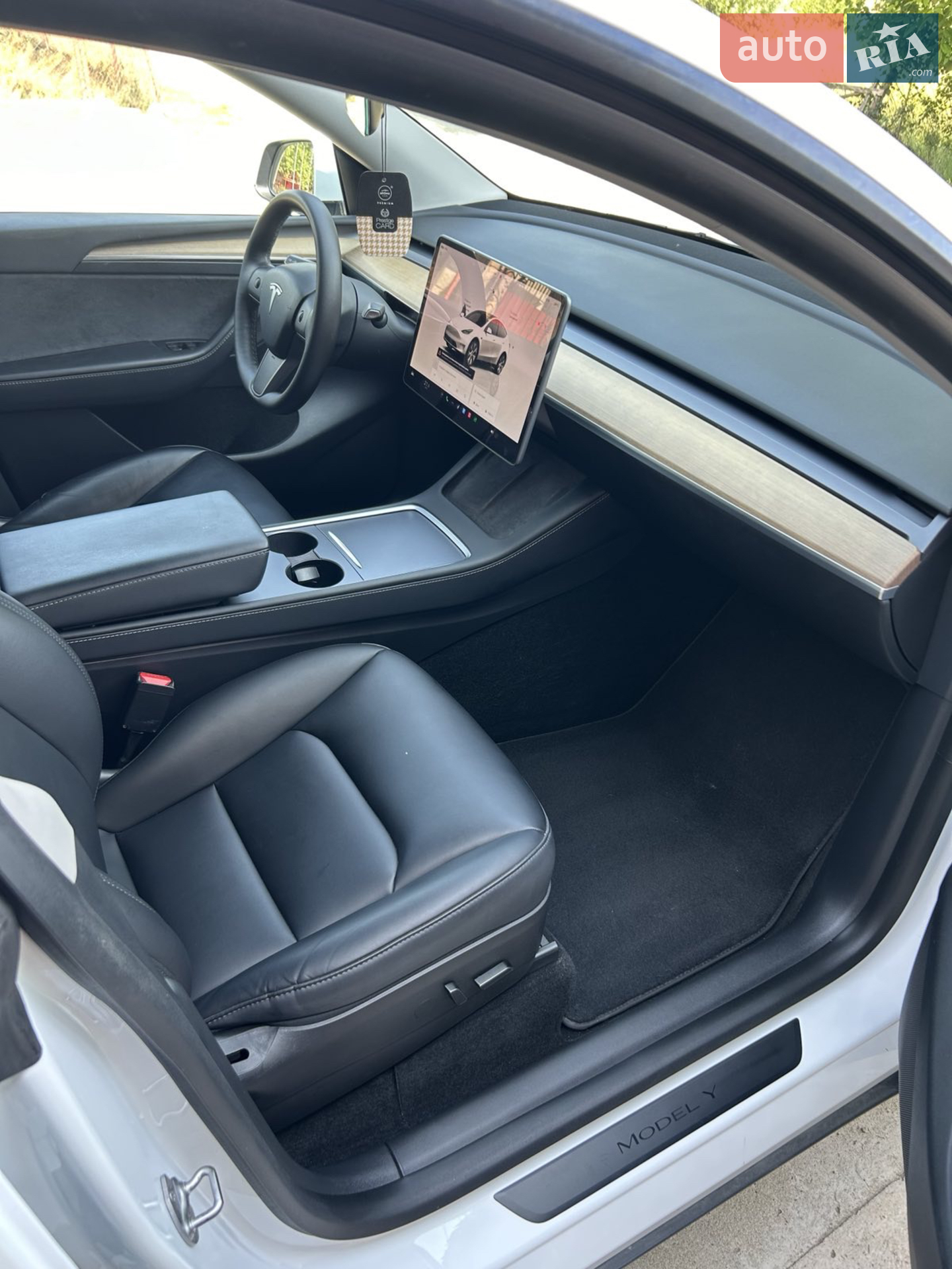 2022 Tesla Model Y - мініатюра 10