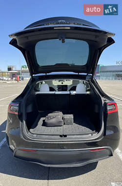 Внедорожник / Кроссовер Tesla Model Y 2021 в 