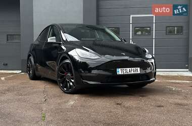 Внедорожник / Кроссовер Tesla Model Y 2023 в 