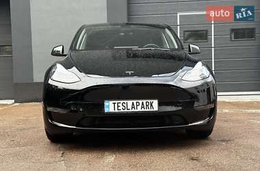 Внедорожник / Кроссовер Tesla Model Y 2023 в 