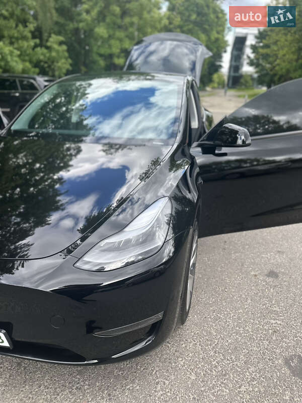 Внедорожник / Кроссовер Tesla Model Y 2024 в Львове