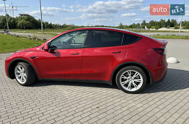 Внедорожник / Кроссовер Tesla Model Y 2022 в 