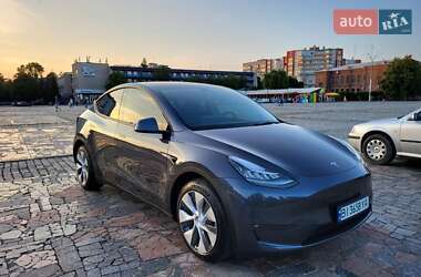 Внедорожник / Кроссовер Tesla Model Y 2023 в 