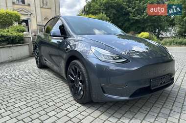 Внедорожник / Кроссовер Tesla Model Y 2023 в 