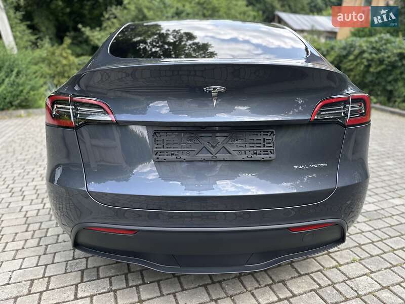 Внедорожник / Кроссовер Tesla Model Y 2023 в Львове