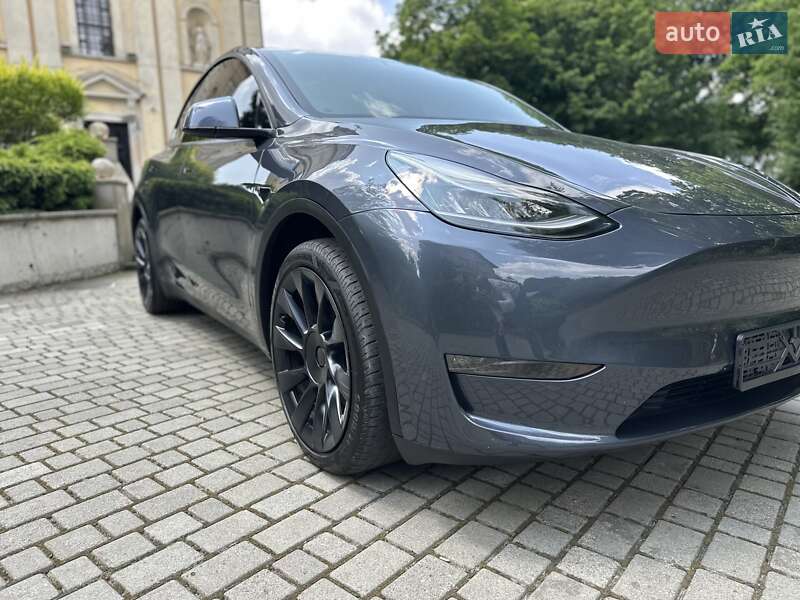 Внедорожник / Кроссовер Tesla Model Y 2023 в Львове