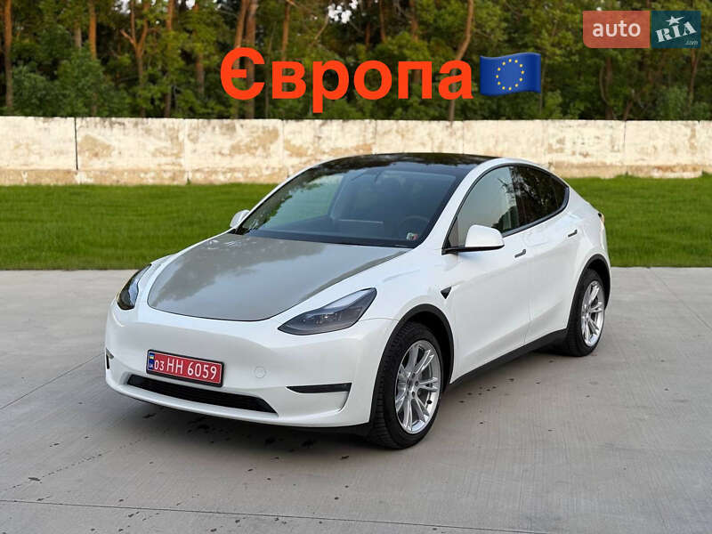 Tesla Model Y 2023