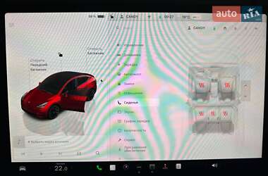 Позашляховик / Кросовер Tesla Model Y 2024 в 