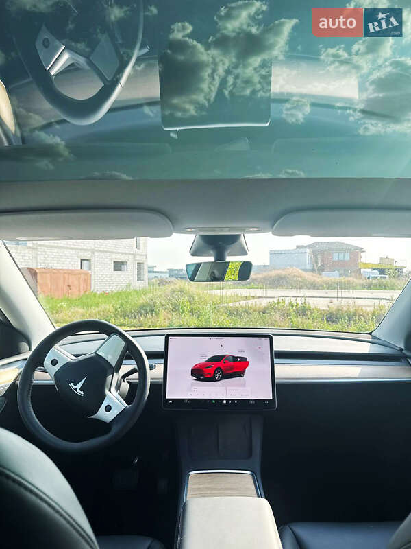 Внедорожник / Кроссовер Tesla Model Y 2023 в Одессе