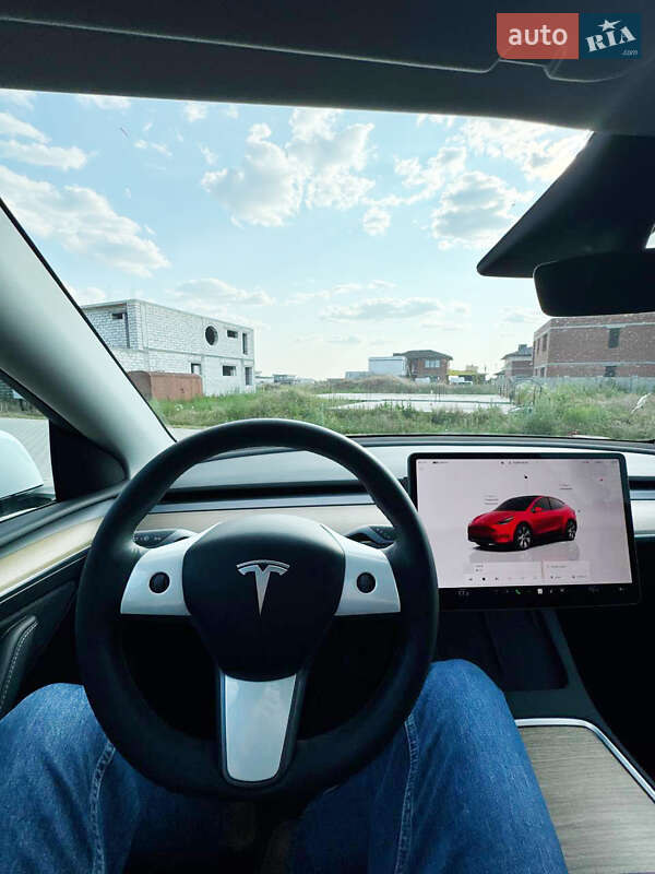 Внедорожник / Кроссовер Tesla Model Y 2023 в Одессе