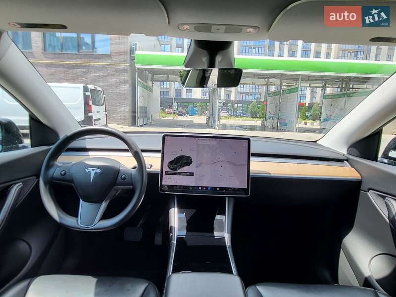 Позашляховик / Кросовер Tesla Model Y 2020 в Івано-Франківську