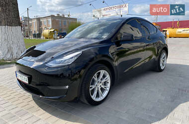 Внедорожник / Кроссовер Tesla Model Y 2021 в 