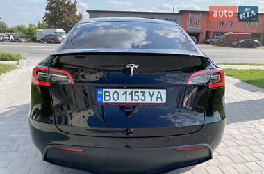 Внедорожник / Кроссовер Tesla Model Y 2021 в 