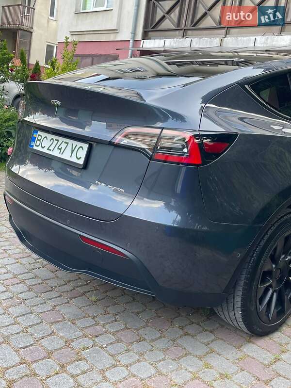 Внедорожник / Кроссовер Tesla Model Y 2020 в Львове