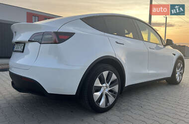 Внедорожник / Кроссовер Tesla Model Y 2024 в 