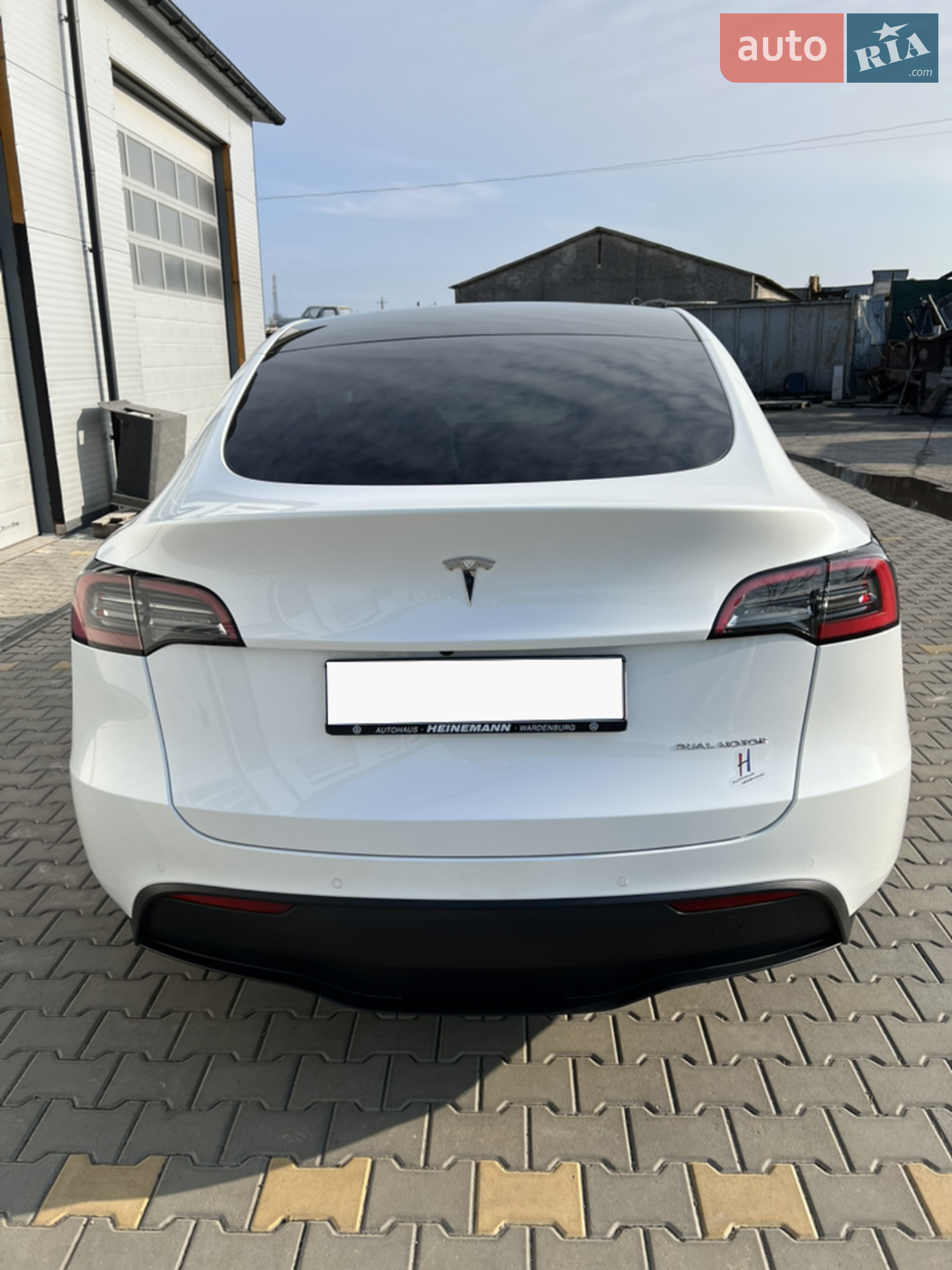 2022 Tesla Model Y - мініатюра 4