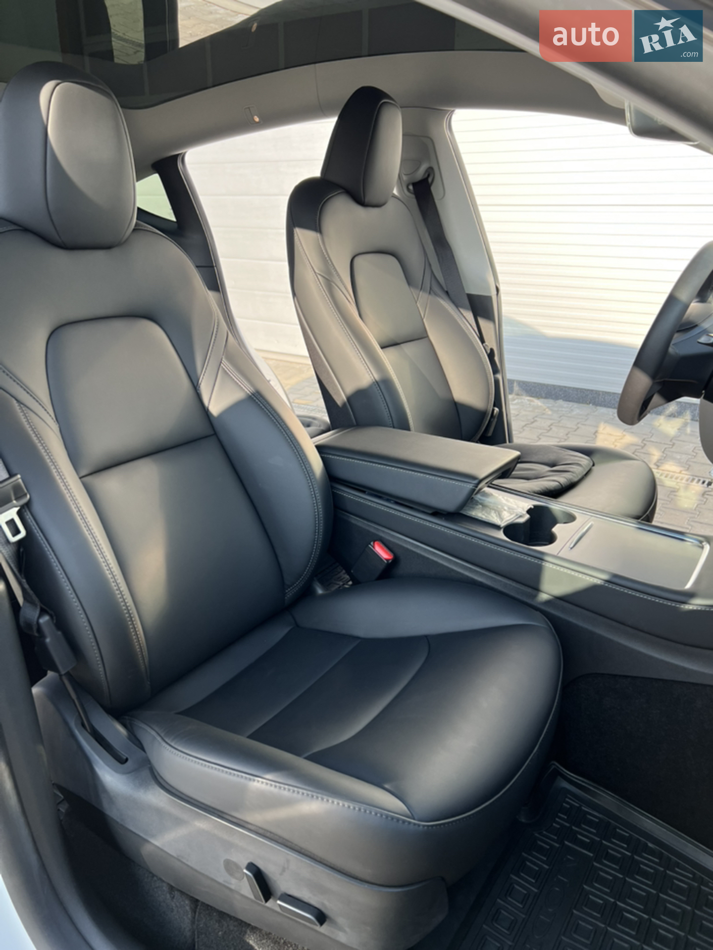 2022 Tesla Model Y - мініатюра 24