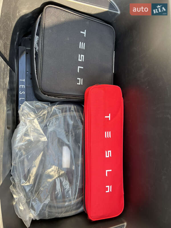 Внедорожник / Кроссовер Tesla Model Y 2022 в Одессе