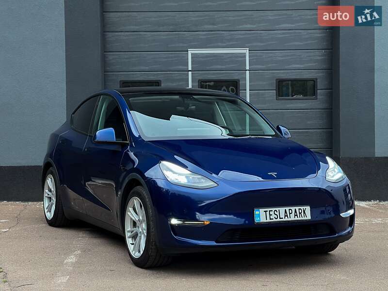 Позашляховик / Кросовер Tesla Model Y 2021 в Києві