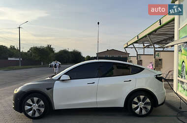 Внедорожник / Кроссовер Tesla Model Y 2020 в 