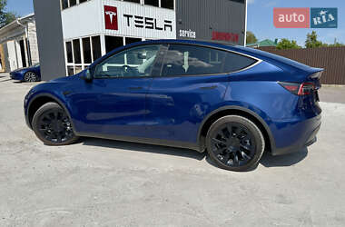 Внедорожник / Кроссовер Tesla Model Y 2024 в 