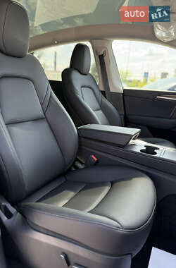 Позашляховик / Кросовер Tesla Model Y 2024 в Вінниці