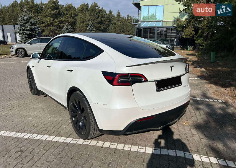 Внедорожник / Кроссовер Tesla Model Y 2022 в Черновцах