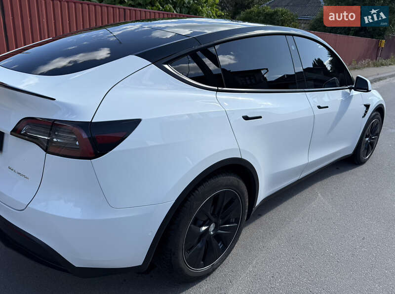 Внедорожник / Кроссовер Tesla Model Y 2021 в Василькове
