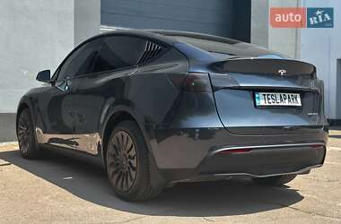 Внедорожник / Кроссовер Tesla Model Y 2024 в 