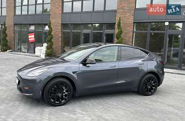 Внедорожник / Кроссовер Tesla Model Y 2023 в 