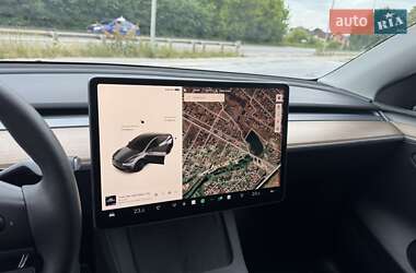 Внедорожник / Кроссовер Tesla Model Y 2023 в 
