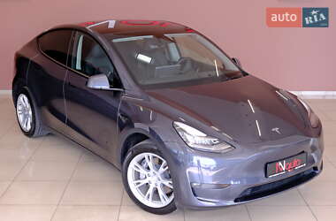 Внедорожник / Кроссовер Tesla Model Y 2021 в 