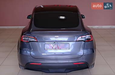 Внедорожник / Кроссовер Tesla Model Y 2021 в 