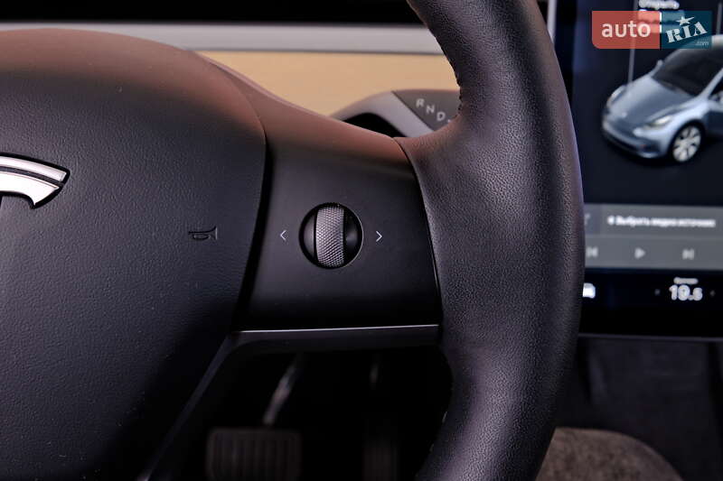 Внедорожник / Кроссовер Tesla Model Y 2021 в Одессе