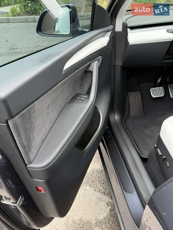 Внедорожник / Кроссовер Tesla Model Y 2023 в Харькове фото 7 Внедорожник / Кроссовер Tesla Model Y 2023 в Харькове