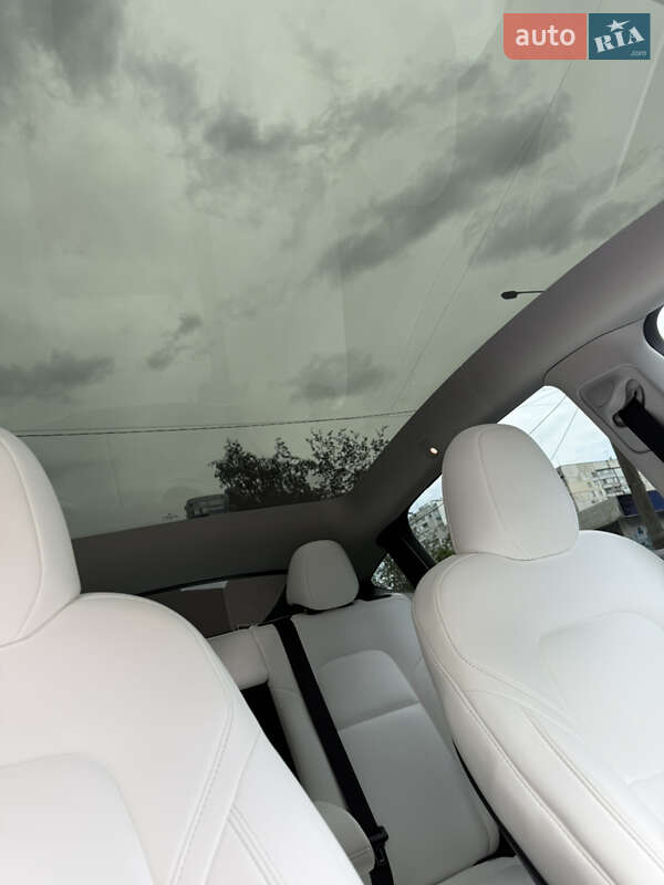 Внедорожник / Кроссовер Tesla Model Y 2023 в Харькове фото 12 Внедорожник / Кроссовер Tesla Model Y 2023 в Харькове