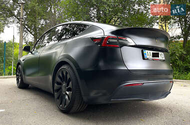 Позашляховик / Кросовер Tesla Model Y 2022 в Києві