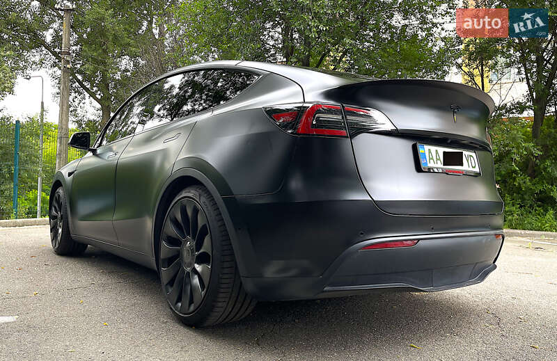 Tesla Model Y 2022