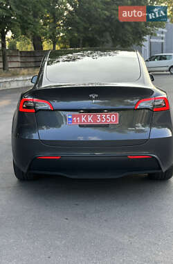 Внедорожник / Кроссовер Tesla Model Y 2021 в 