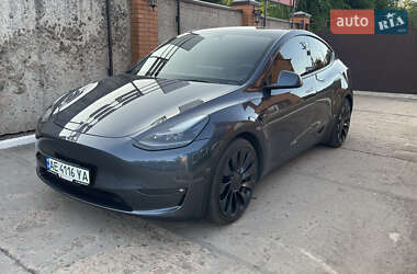 Внедорожник / Кроссовер Tesla Model Y 2022 в 
