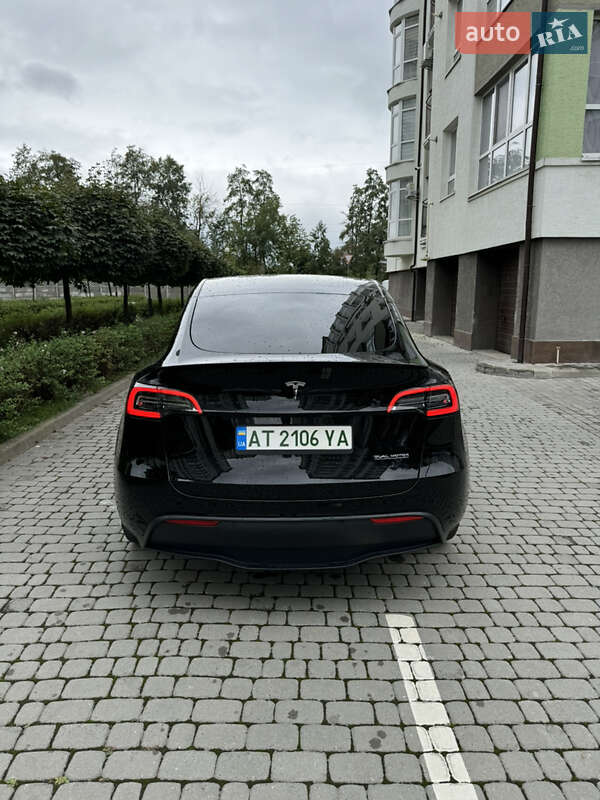 Внедорожник / Кроссовер Tesla Model Y 2022 в Ивано-Франковске