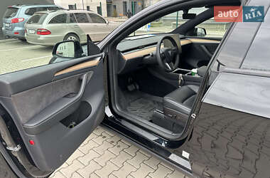 Внедорожник / Кроссовер Tesla Model Y 2022 в 