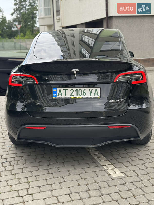 Внедорожник / Кроссовер Tesla Model Y 2022 в Ивано-Франковске