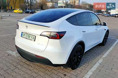 Внедорожник / Кроссовер Tesla Model Y 2023 в 